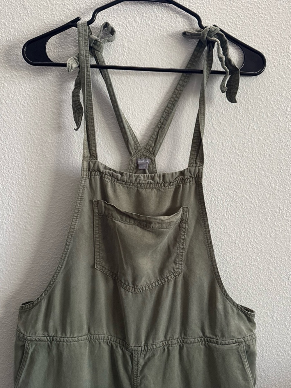 Aerie Olive Green Tie Strap Lyocell Overalls Jumpsuit Boho Utility Romper Sz M - Picture 3 of 8